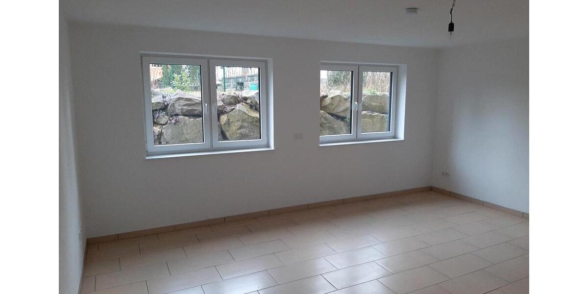 Etagenwohnung Welling - 2 Zimmer, 80 m&sup2;, 550&euro; | Angebot:25875230