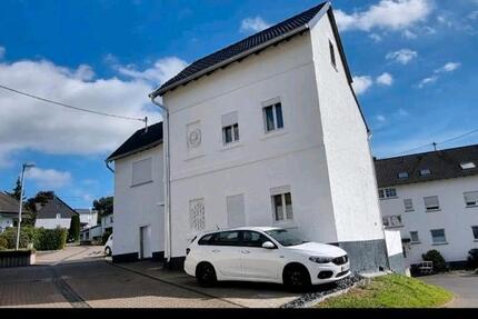 Haus Neuwied Block - 6 Zimmer, 130 m&sup2;, 1.090&euro; | Angebot:26035376