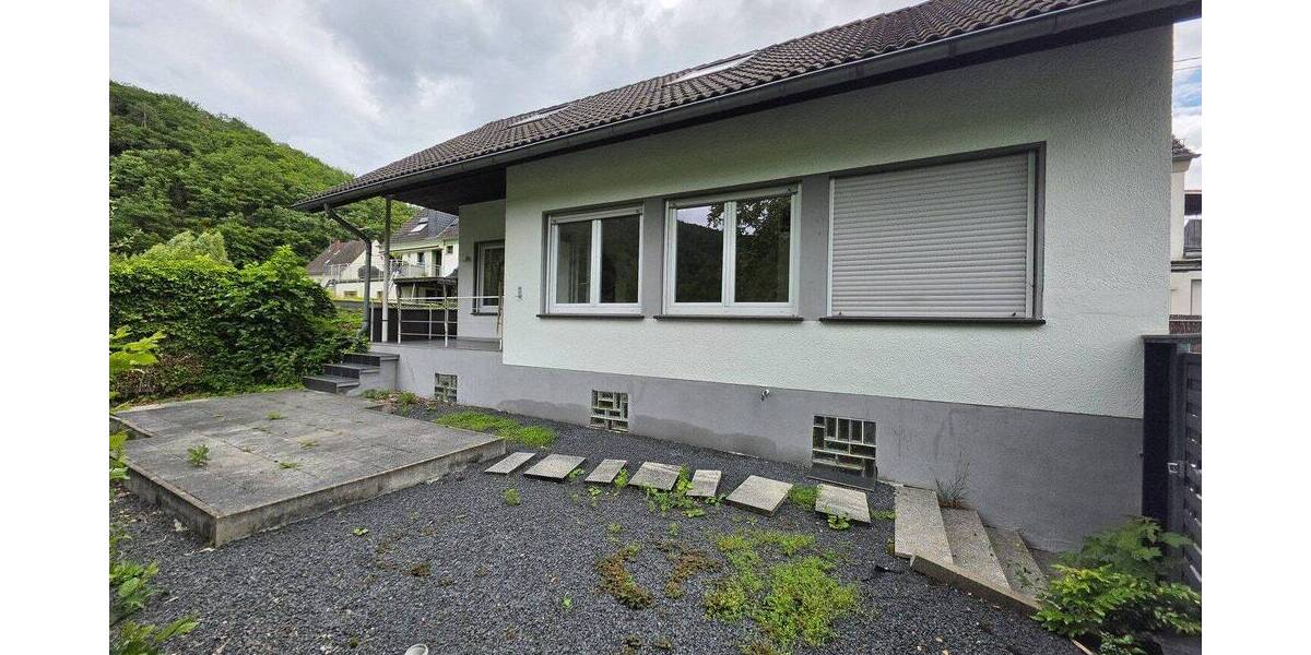 Einfamilienhaus Roßbach - 3 Zimmer, 117 m&sup2;, 950&euro; | Angebot:26908517