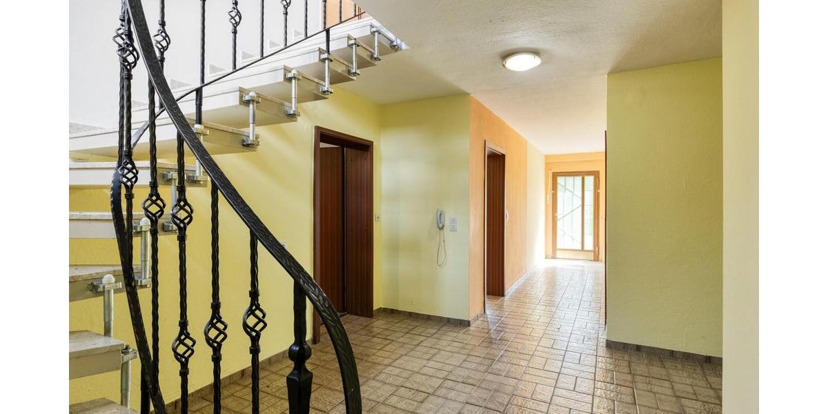 Großes Einfamilienhaus in ruhiger Lage am Aubach - Einfamilienhaus Staudt | Angebot:26586160