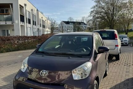 Toyota IQ 111.046 km 4.700 &euro; Montabaur 56410