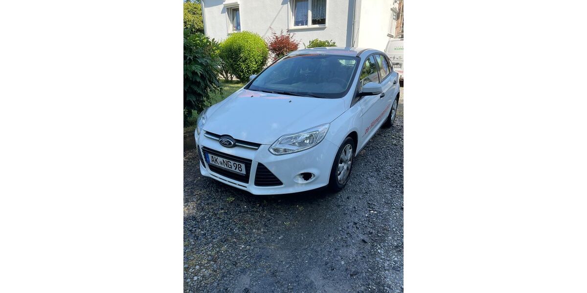 Ford Focus 238.000 km 3.800 &euro; Eichen 57632