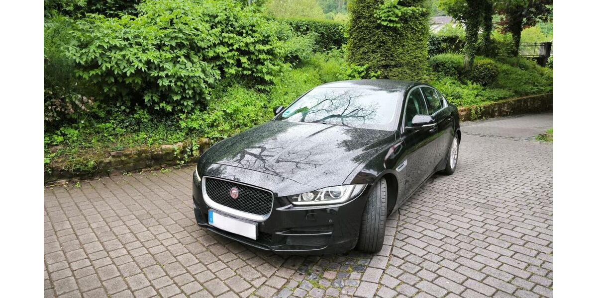 Jaguar XE 147.500 km 9.200 &euro; Bad Ems 56130