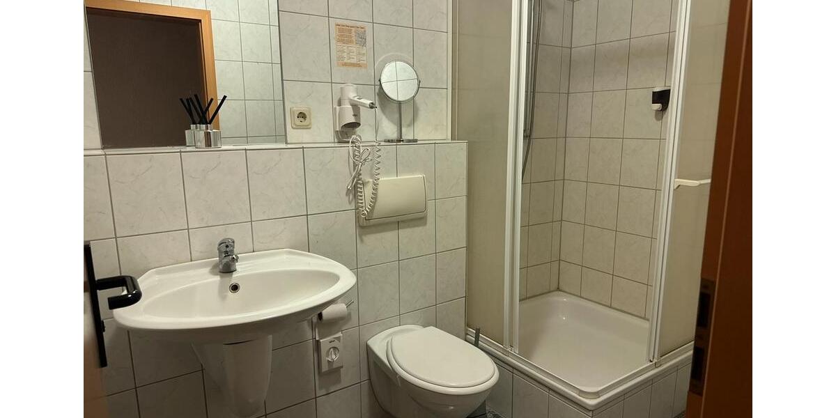 Etagenwohnung Asbach - 11 Zimmer, 22&euro; | Angebot:22929868