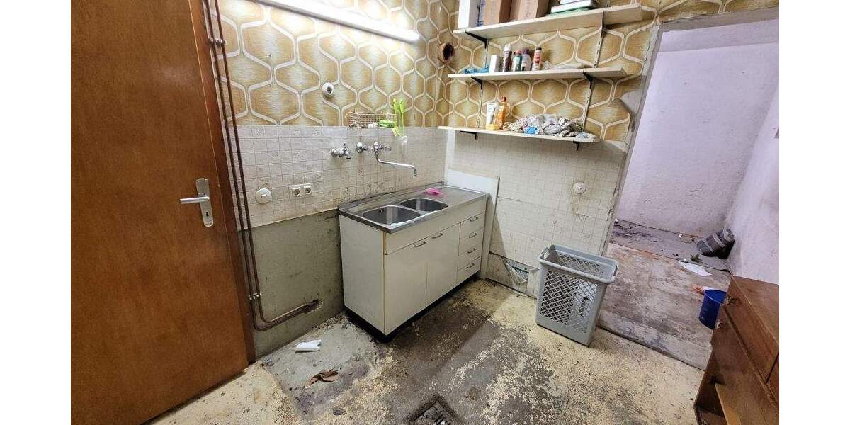 Einfamilienhaus Urbach - 5 Zimmer, 113 m&sup2;, 95.000&euro; | Angebot:25685048