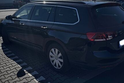 VW Passat Variant 87.000 km 19.999 &euro; Ziegenhain 57632