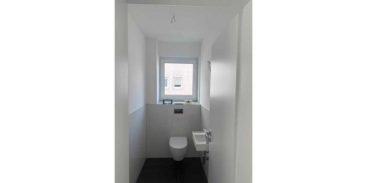 Etagenwohnung Unkel - 2 Zimmer, 120 m&sup2;, 1.800&euro; | Angebot:24921323