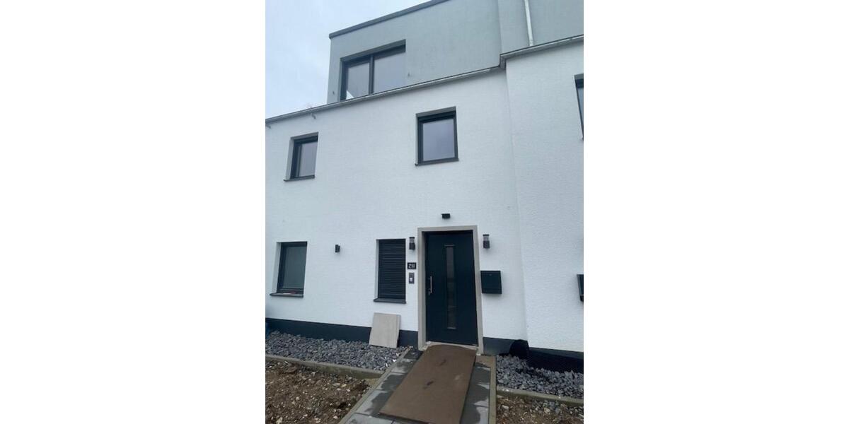 Doppelhaushälfte Montabaur - 5 Zimmer, 130 m&sup2;, 1.690&euro; | Angebot:25280854