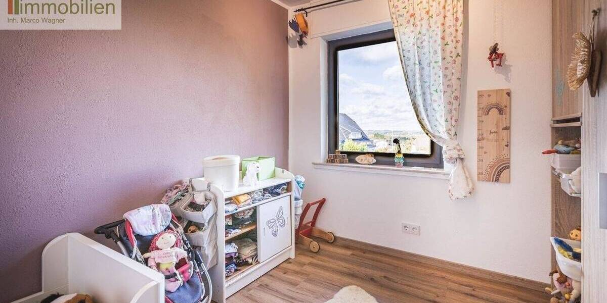 Einfamilienhaus Breitscheid - 9 Zimmer, 200 m&sup2;, 449.000&euro; | Angebot:25744964