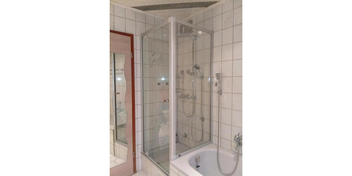 Dachgeschoßwohnung Bendorf - 3 Zimmer, 75 m&sup2;, 850&euro; | Angebot:25811146