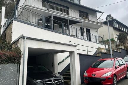 Haus Bad Breisig - 10 Zimmer, 215 m&sup2;, 480.000&euro; | Angebot:23877888