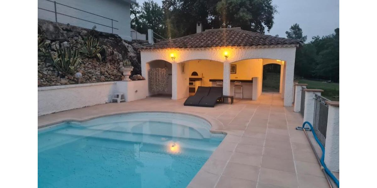 Villa Mogendorf - 5 Zimmer, 100 m&sup2;, 495.000&euro; | Angebot:24312086