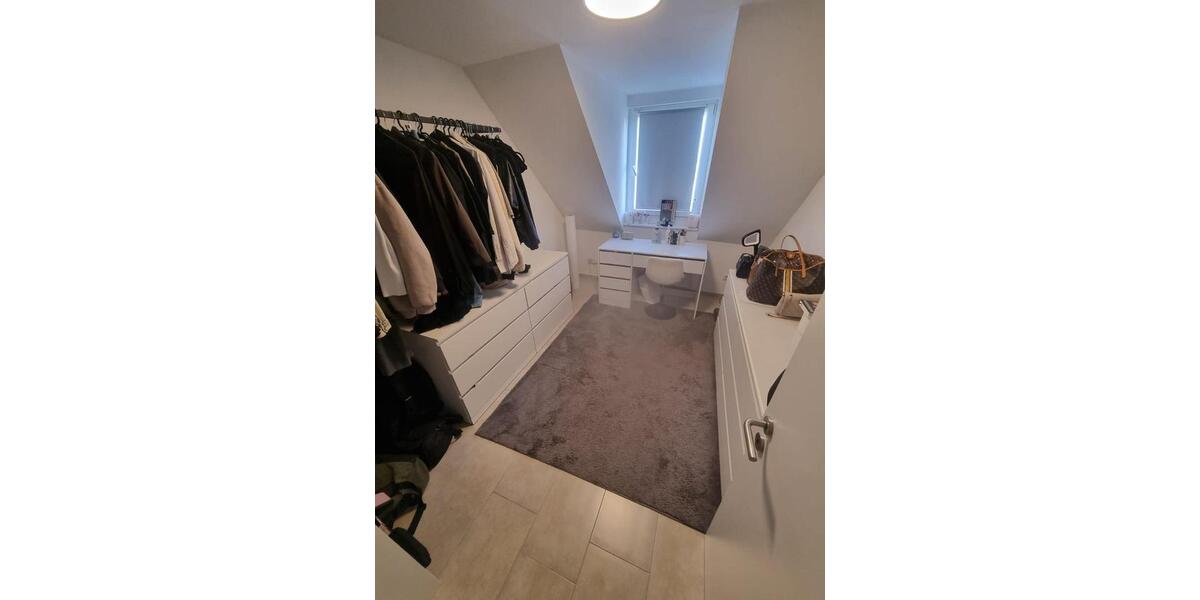 Dachgeschoßwohnung Neuwied Feldkirchen - 3 Zimmer, 70 m&sup2;, 620&euro; | Angebot:26496059