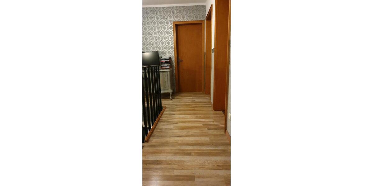 Einfamilienhaus Andernach - 6 Zimmer, 130 m&sup2;, 325.000&euro; | Angebot:26398924