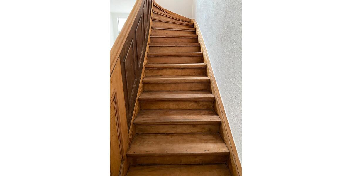 Dachgeschoßwohnung Bad Neuenahr-Ahrweiler Ahrweiler - 4 Zimmer, 152 m&sup2;, 1.050&euro; | Angebot:24730267