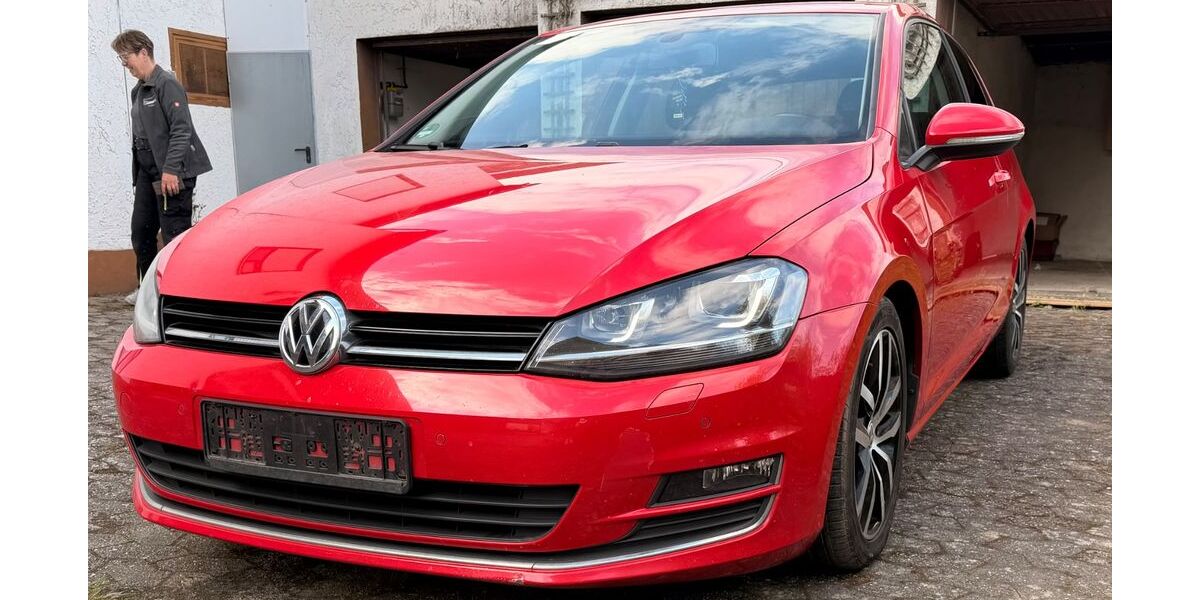 VW Golf 151.000 km 5.950 &euro; Ettringen 56729