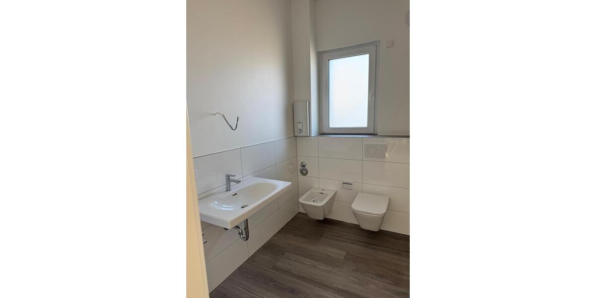 Einfamilienhaus Flammersfeld - 3 Zimmer, 105 m&sup2;, 1.260&euro; | Angebot:25646960