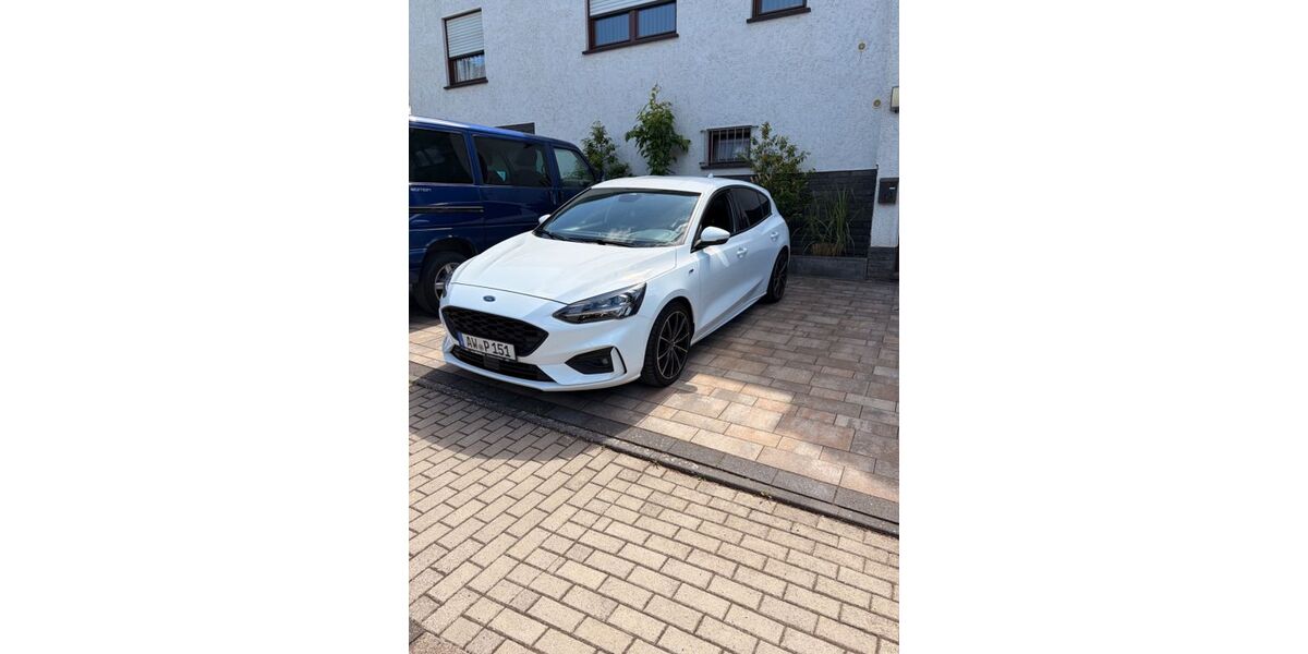 Ford Focus 112.000 km 13.500 &euro; Eich 56626