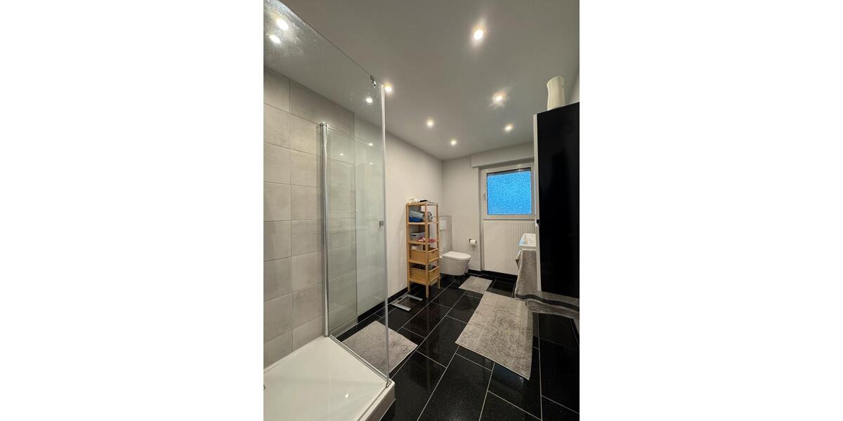 Einfamilienhaus Mayen - 6 Zimmer, 165 m&sup2;, 1.360&euro; | Angebot:24361846