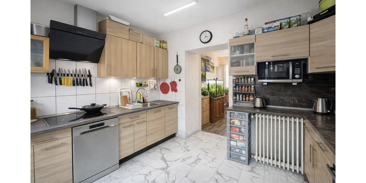 Vier-Seiten-Hof im Herzen Kottenheims - Einfamilienhaus Kottenheim | Angebot:24713300