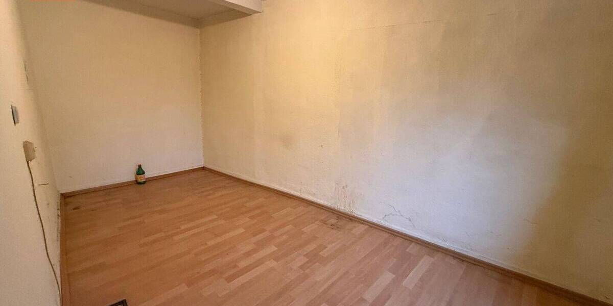 Reihenmittelhaus Erpel - 4 Zimmer, 90 m&sup2;, 79.000&euro; | Angebot:25984349