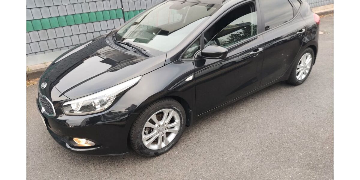 Kia ceed / Ceed 66.500 km 8.980 &euro; Koblenz 56070