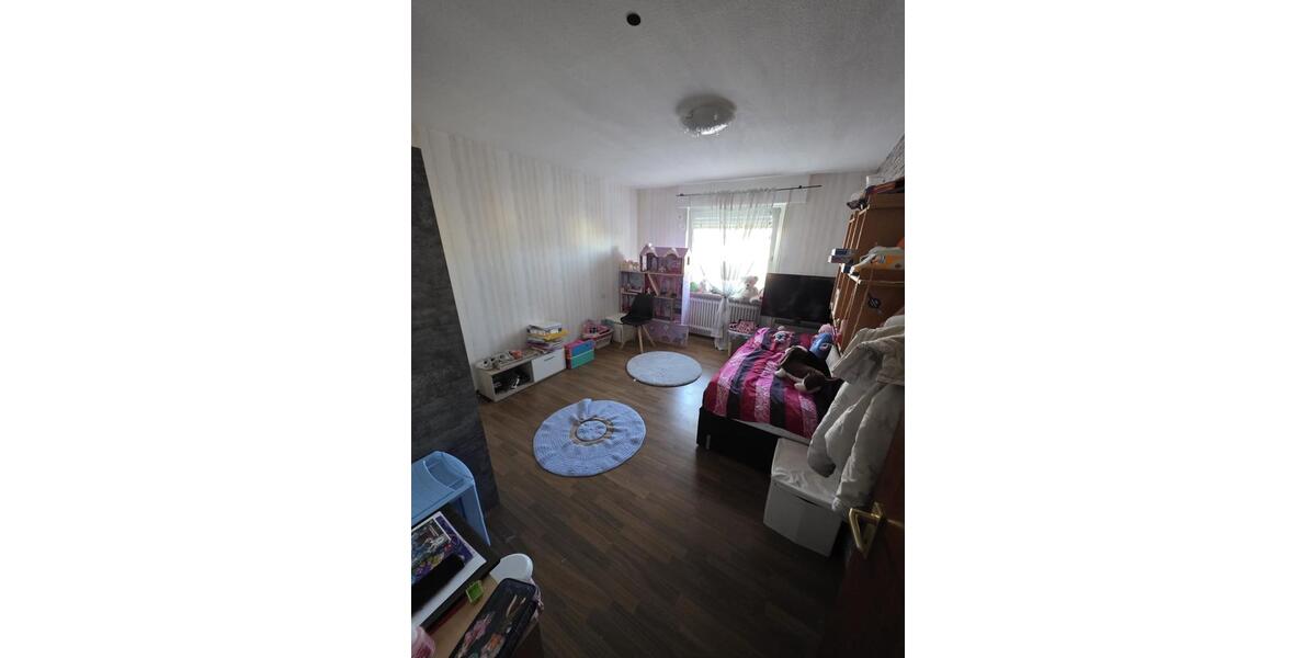 Etagenwohnung Koblenz Bubenheim - 3 Zimmer, 90 m&sup2;, 800&euro; | Angebot:25852447