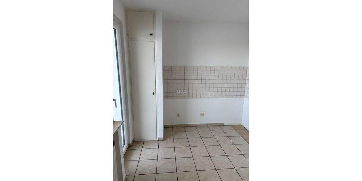 Etagenwohnung Remagen - 4 Zimmer, 90 m&sup2;, 985&euro; | Angebot:25702806