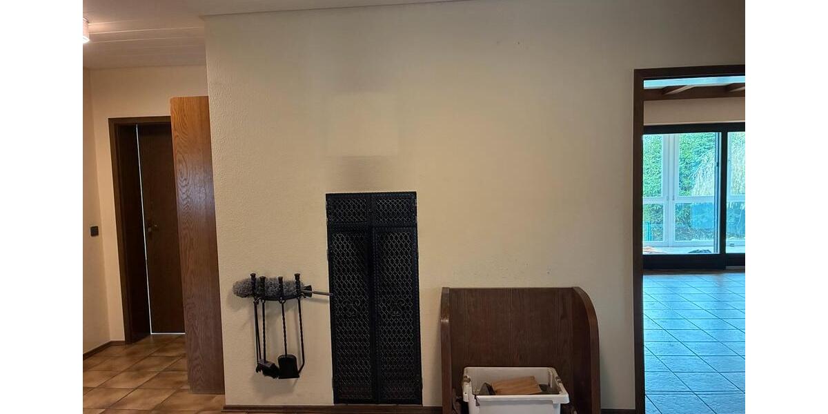 Erdgeschoßwohnung Breitscheid - 3 Zimmer, 109 m&sup2;, 1.000&euro; | Angebot:25977514