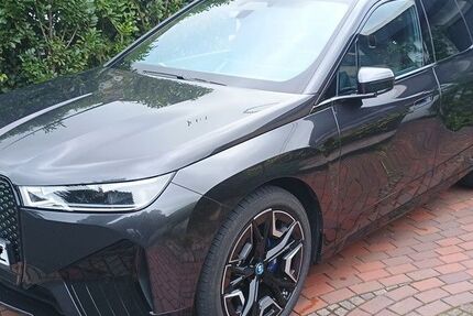 BMW iX 52.800 km 63.900 &euro; Marienhausen 56269