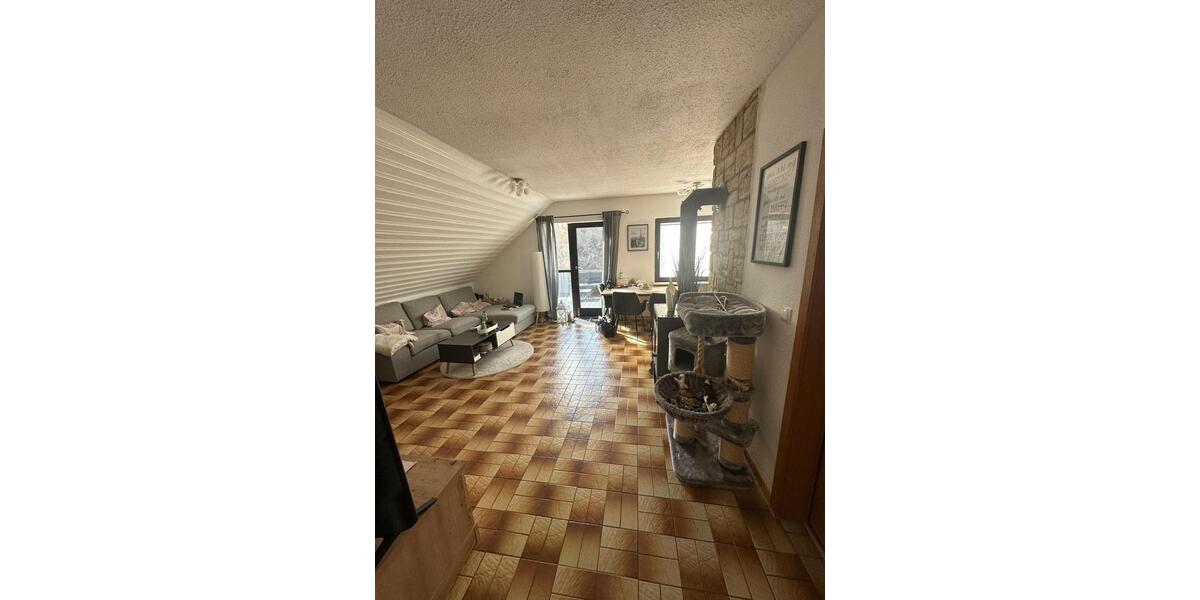 Dachgeschoßwohnung Remagen - 3 Zimmer, 70 m&sup2;, 900&euro; | Angebot:25899507