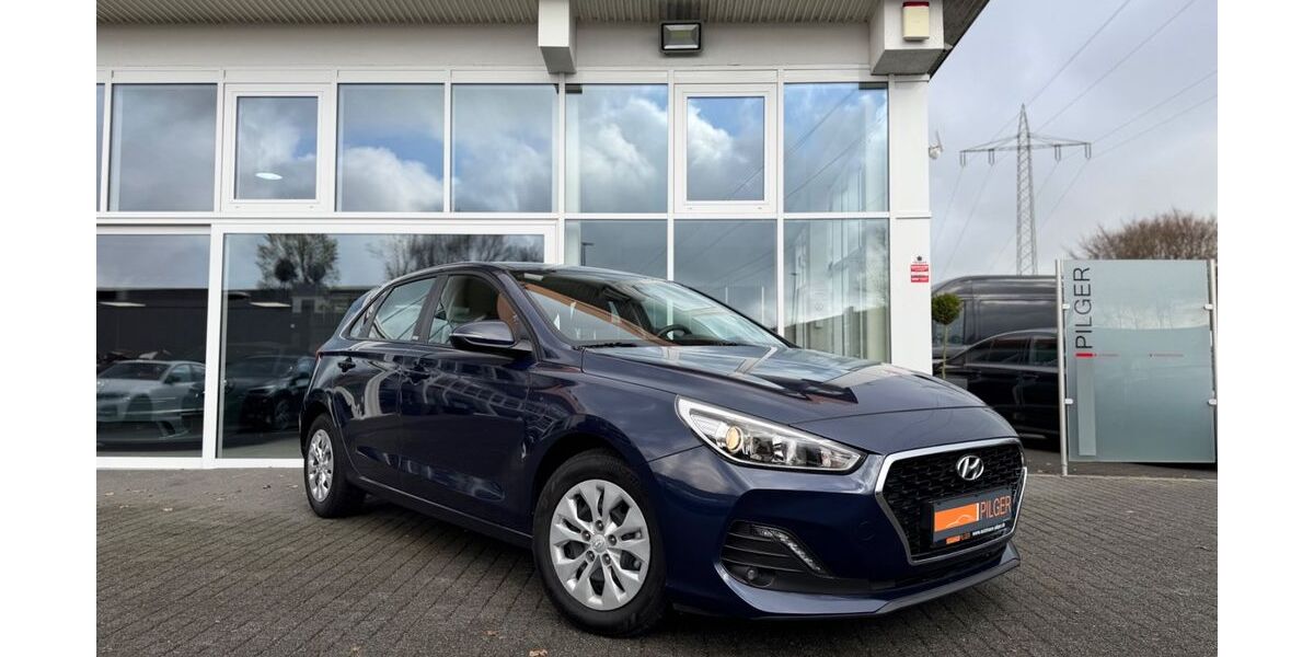 Hyundai i30 69.844 km 13.990 &euro; Bad Honnef 53604