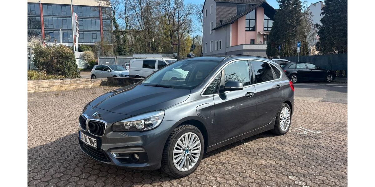 BMW 225 Active Tourer 114.000 km 13.500 &euro; Bad Honnef 53604
