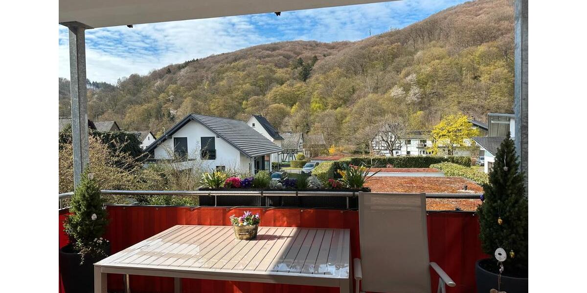 Etagenwohnung Waldbreitbach - 3 Zimmer, 100 m&sup2;, 950&euro; | Angebot:25712119