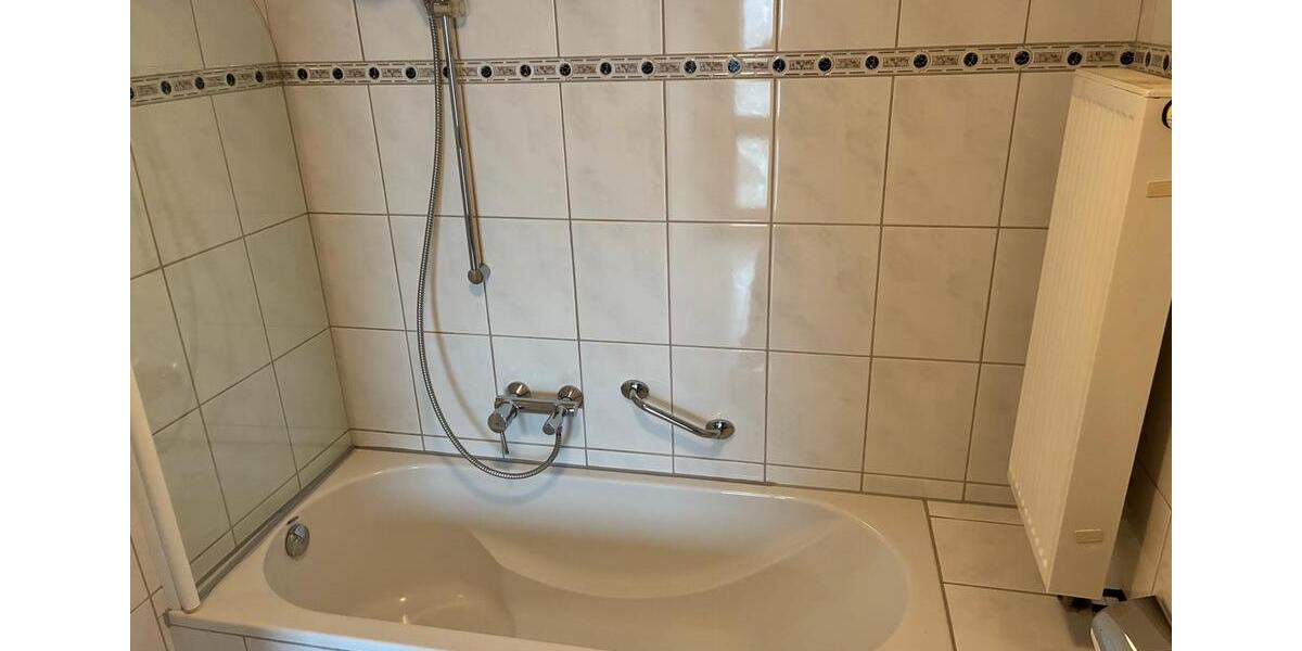 Etagenwohnung Urmitz - 2 Zimmer, 67 m&sup2;, 530&euro; | Angebot:25823379
