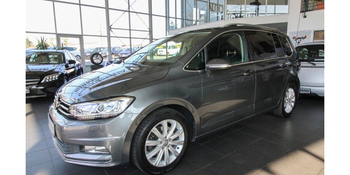 VW Touran 131.500 km 17.499 &euro; Lahnstein 56112