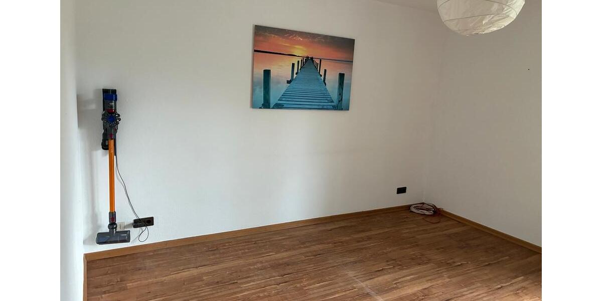 Erdgeschoßwohnung Breitscheid - 3 Zimmer, 109 m&sup2;, 1.000&euro; | Angebot:25977514