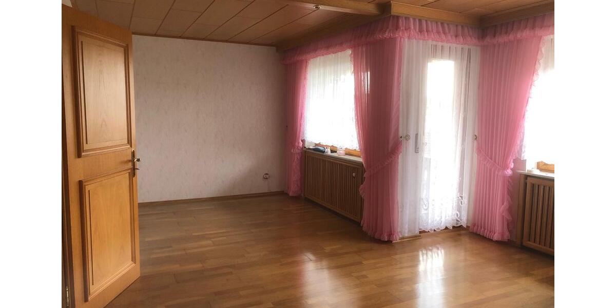 Einfamilienhaus Dahlheim - 6 Zimmer, 155 m&sup2;, 350.000&euro; | Angebot:25261226