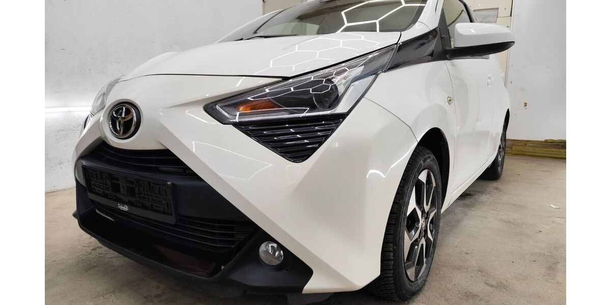 Toyota Aygo (X) 38.800 km 10.800 &euro; Thalhausen 56584