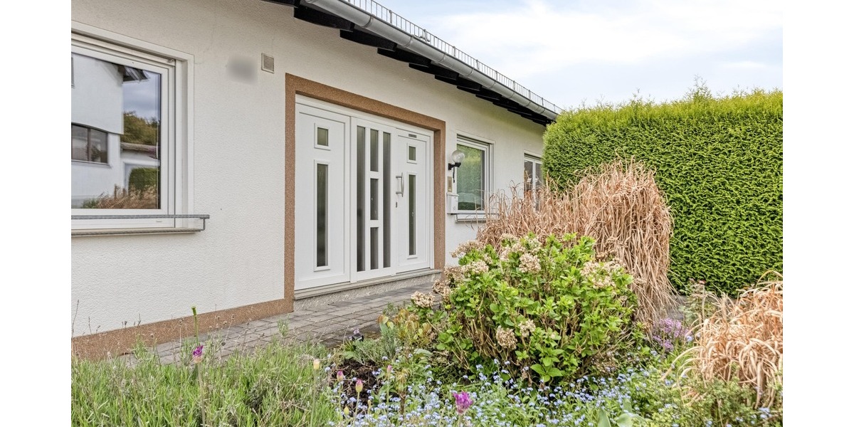 Großes Einfamilienhaus in ruhiger Lage am Aubach - Einfamilienhaus Staudt | Angebot:26586160