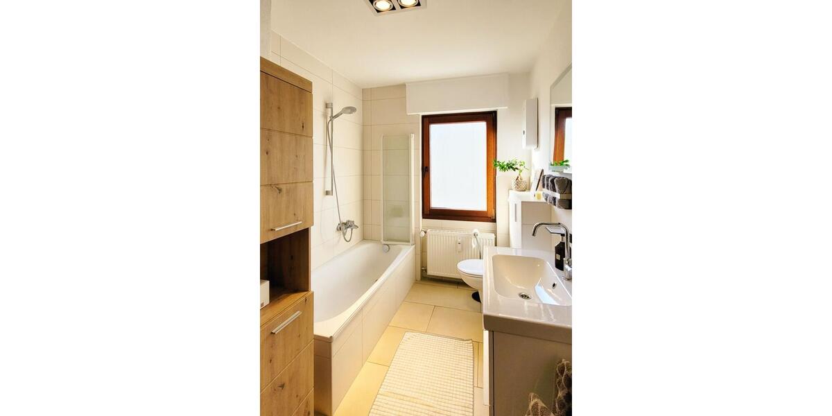 Etagenwohnung Brey - 3 Zimmer, 98 m&sup2;, 850&euro; | Angebot:26002273