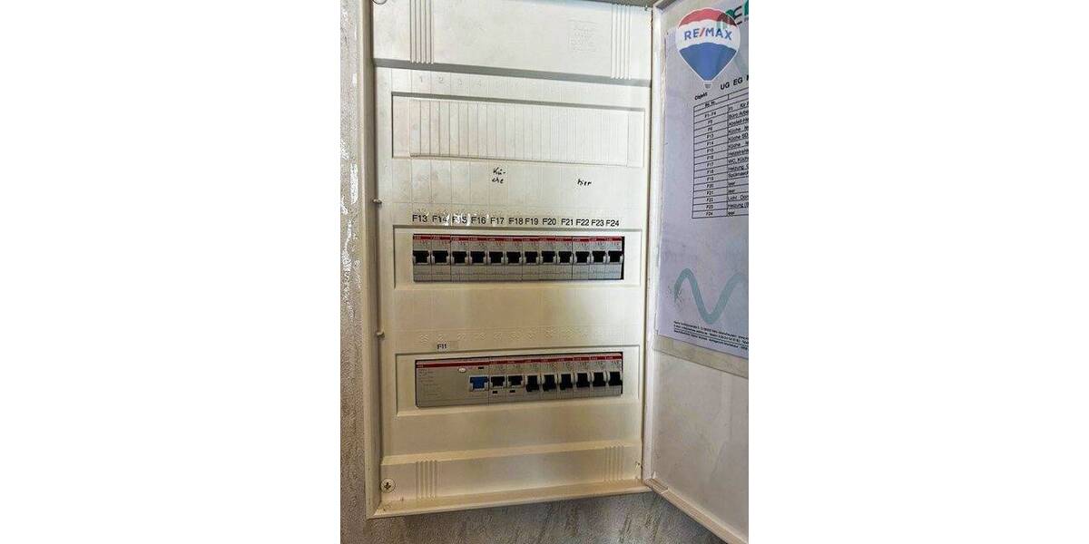 Mehrfamilienhaus, Wohnhaus Höhr-Grenzhausen Grenzhausen - 8 Zimmer, 165 m&sup2;, 395.000&euro; | Angebot:25769917