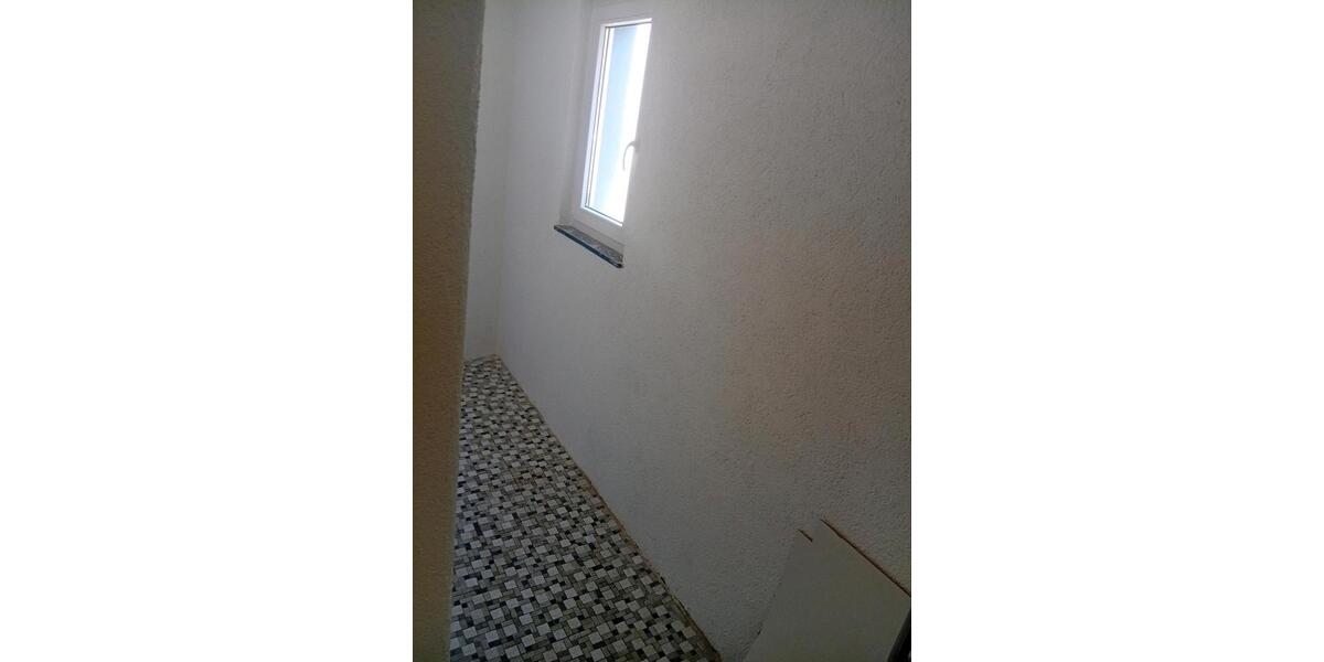 Erdgeschoßwohnung Nauort - 3 Zimmer, 90 m&sup2;, 500&euro; | Angebot:26688025