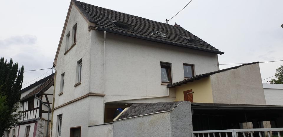 Einfamilienhaus Neuwied Feldkirchen - 6 Zimmer, 140 m&sup2;, 250.000&euro; | Angebot:25843245