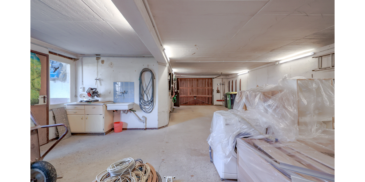 Rohdiamant mit Potenzial: Entkerntes Haus mit viel Platz für Mensch & Tier. 5686 m² Grundstück! - Einfamilienhaus Bad Honnef / Aegidienberg Aegidienberg | Angebot:25097239