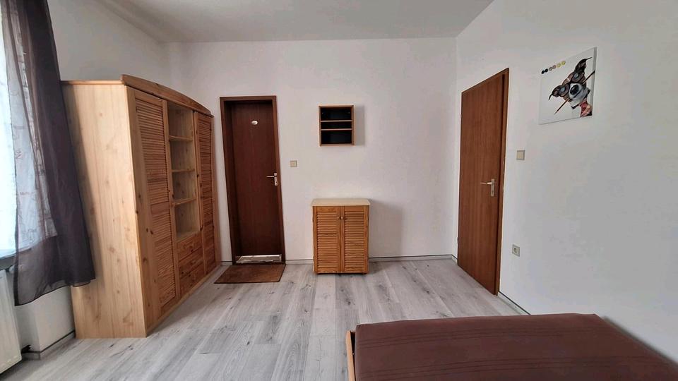 Etagenwohnung Steimel - 1 Zimmer, 20 m&sup2;, 295&euro; | Angebot:25893796