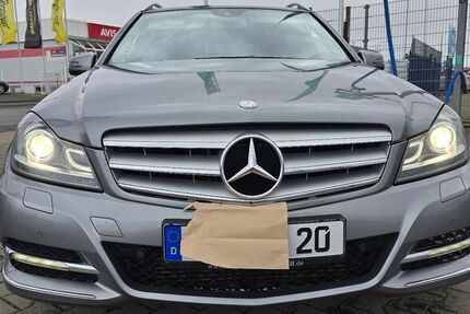 Mercedes-Benz 220 192.300 km 7.320 &euro; Koblenz 56070