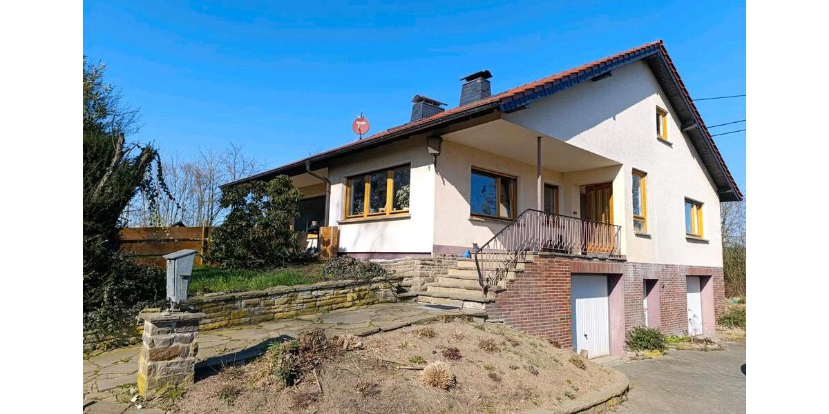 Einfamilienhaus Windhagen - 7 Zimmer, 180 m&sup2;, 1.600&euro; | Angebot:26523015