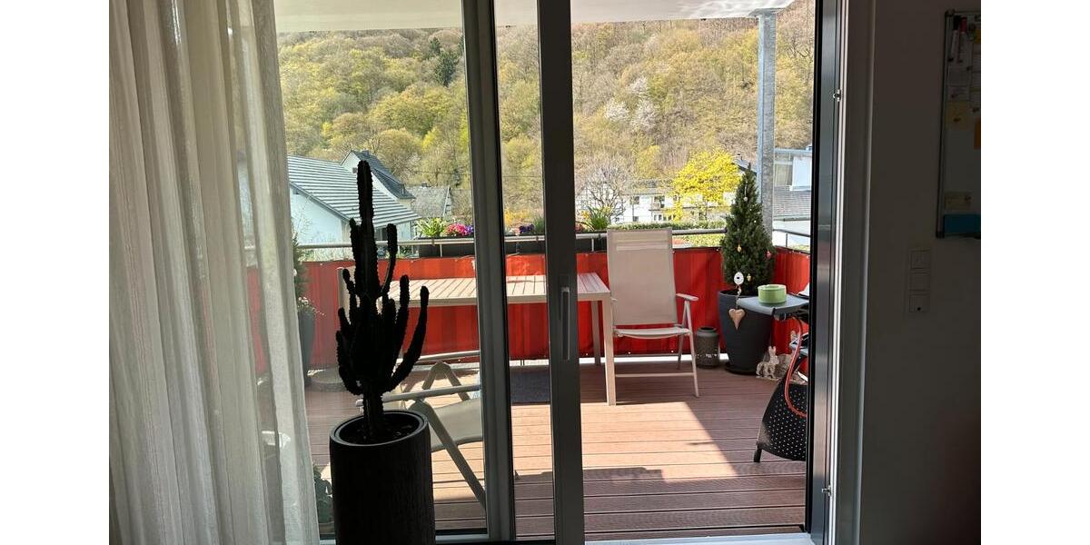 Etagenwohnung Waldbreitbach - 3 Zimmer, 100 m&sup2;, 950&euro; | Angebot:25712119