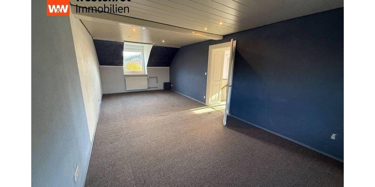 Einfamilienhaus Mayen / Hausen bei Mayen Hausen - 4 Zimmer, 140 m&sup2;, 250.000&euro; | Angebot:25731089